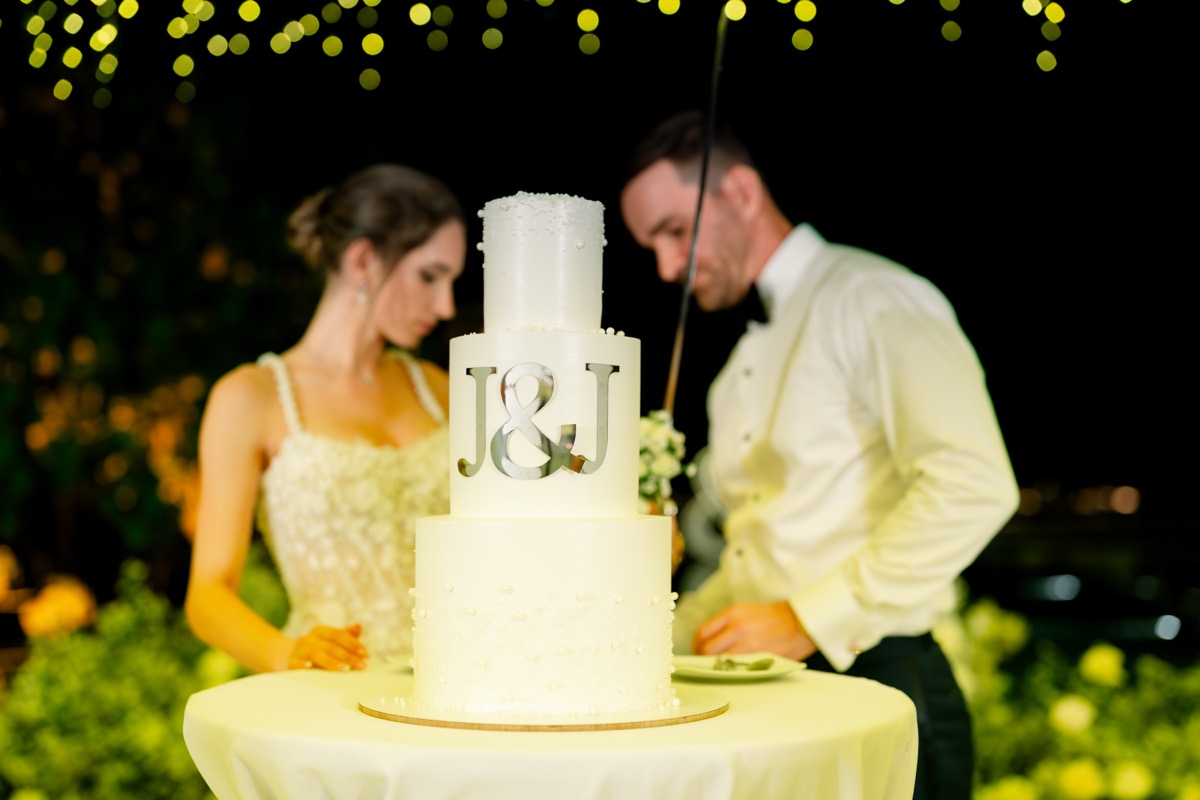 phuket-romance-julia-jon-19apr2025-sri-panwa-madiowphotography-9