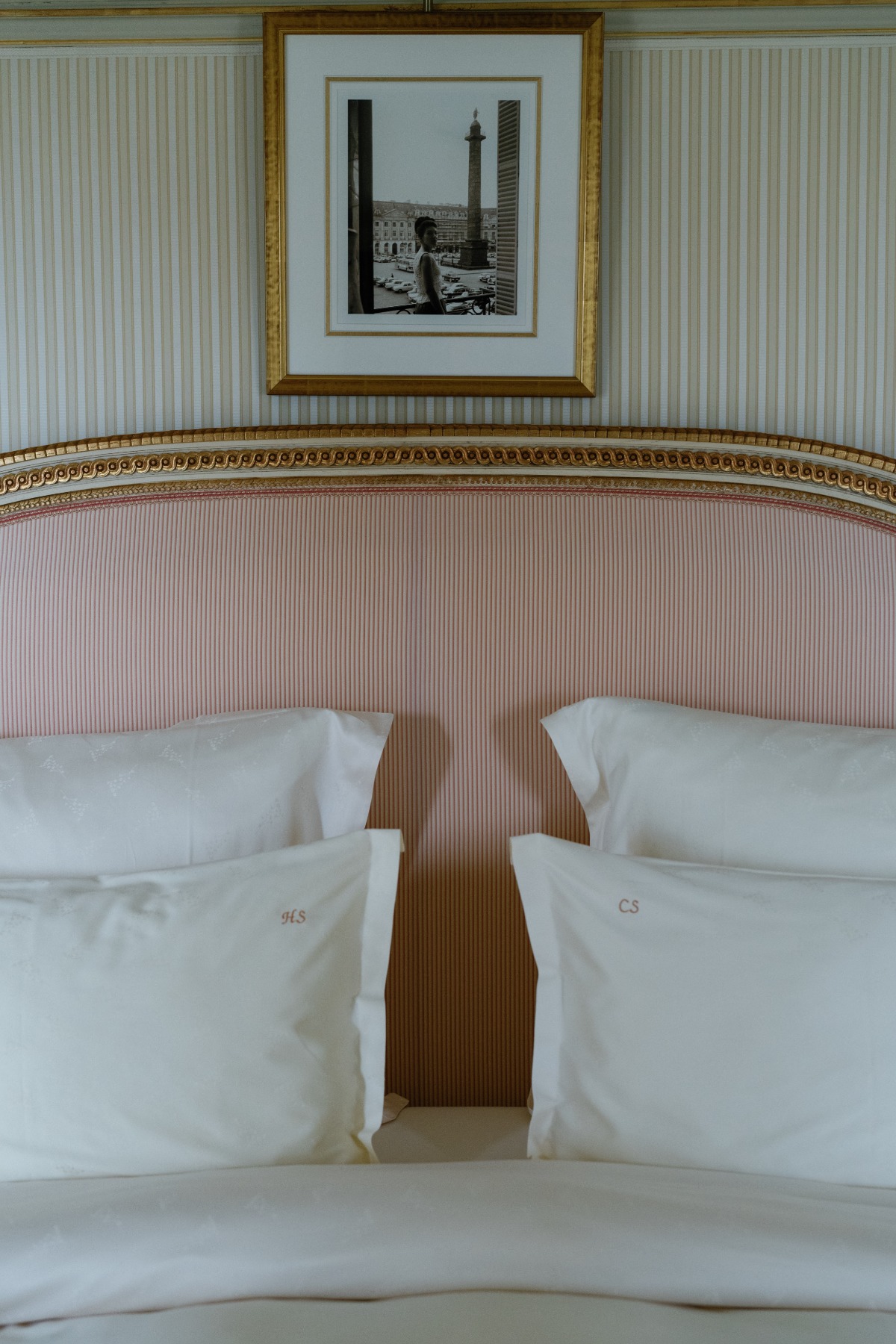 luxury hotel wedding in paris
