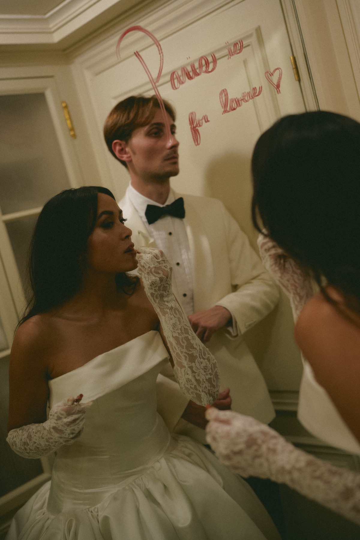 getting ready together photo ideas for wedding