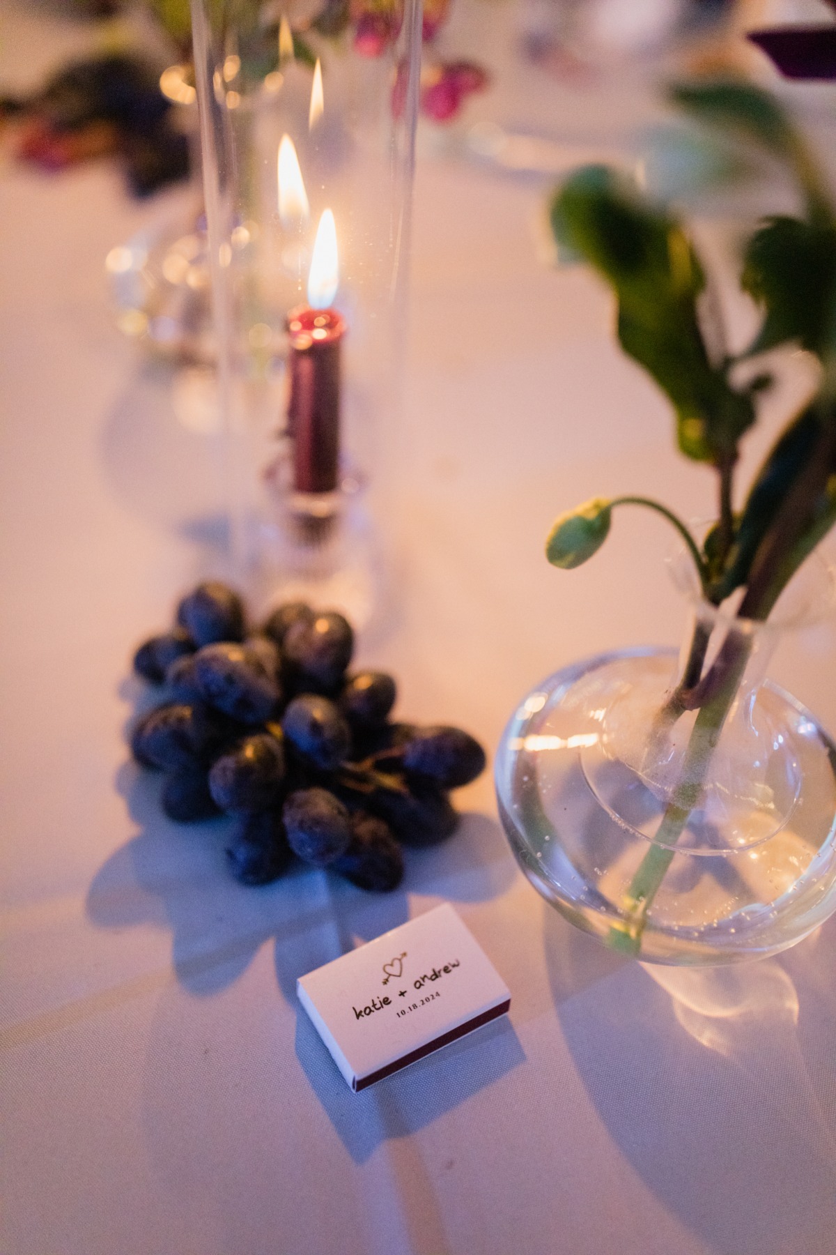 grapes as wedding decor