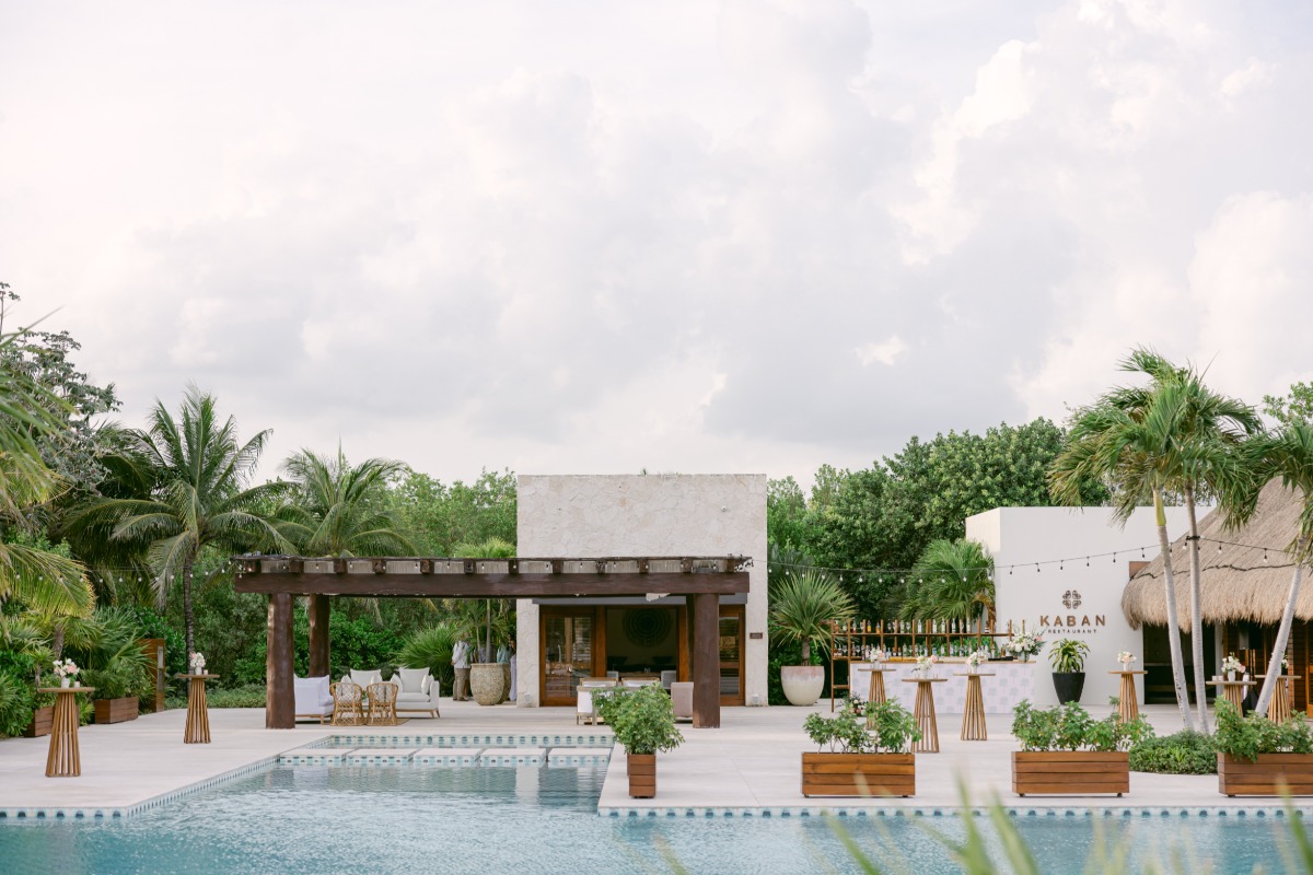 poolside wedding reception