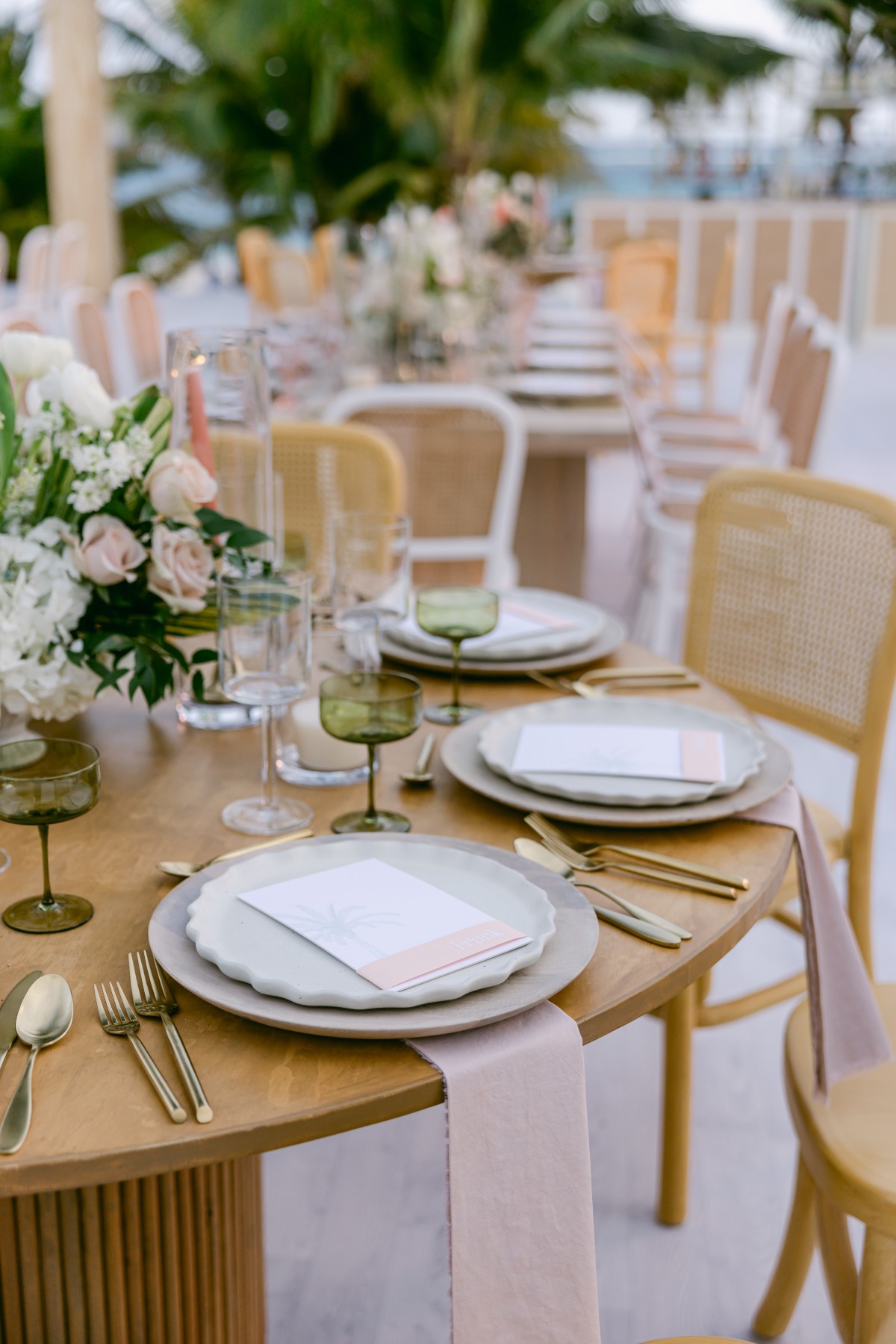 pink and white wedding