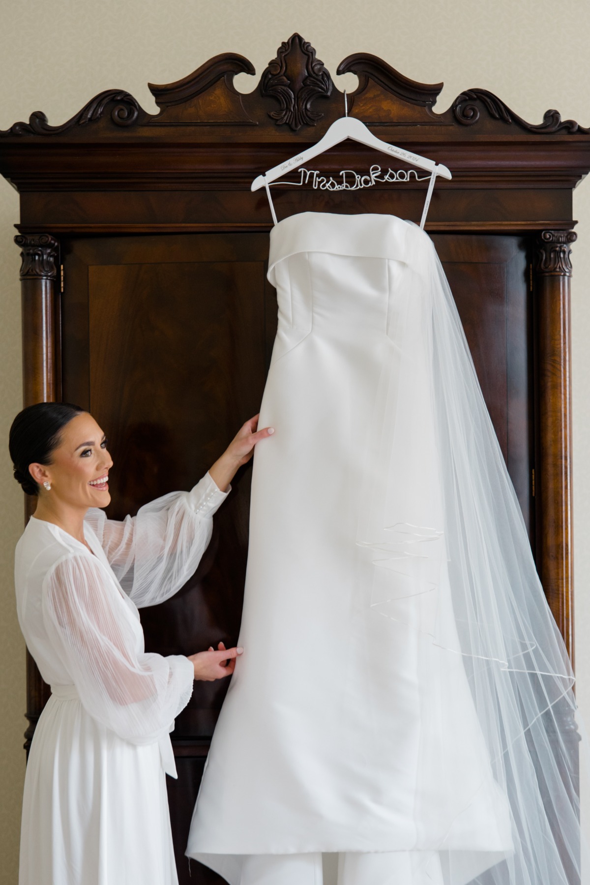 modern minimalist wedding dress