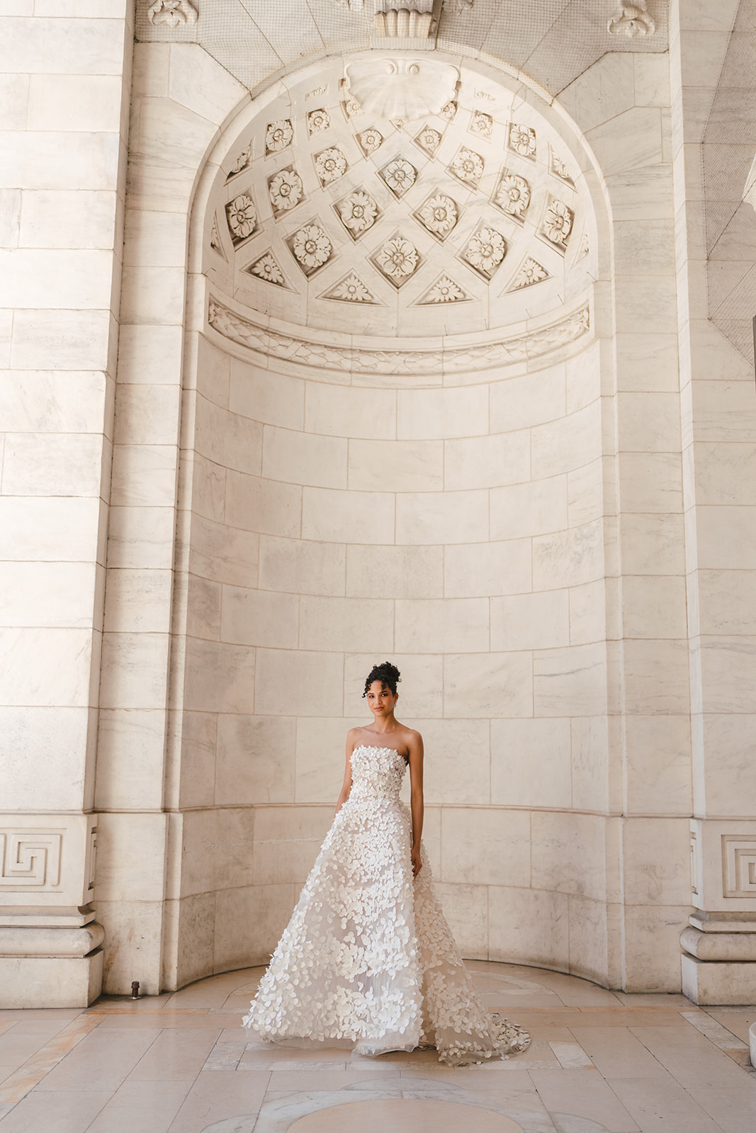 oscar de la renta bride