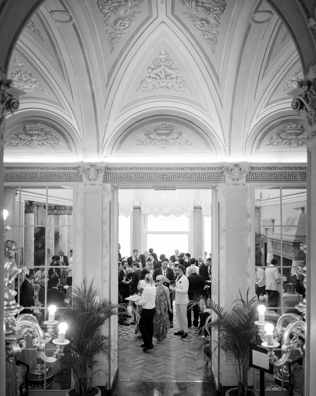 hotel-villa-serbelloni-wedding-es-by-julia-kaptelova-photography-94