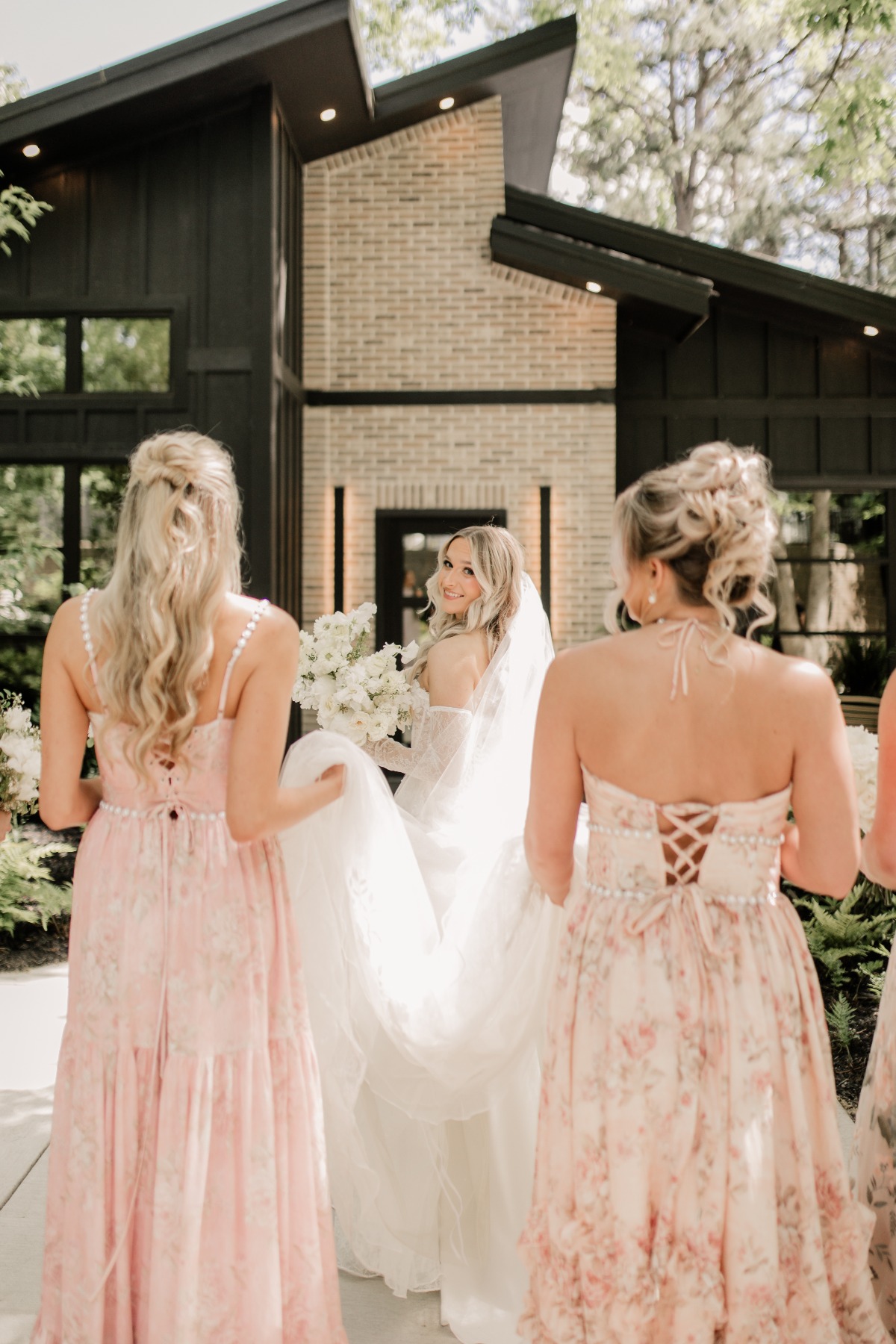 bridal party photo ideas
