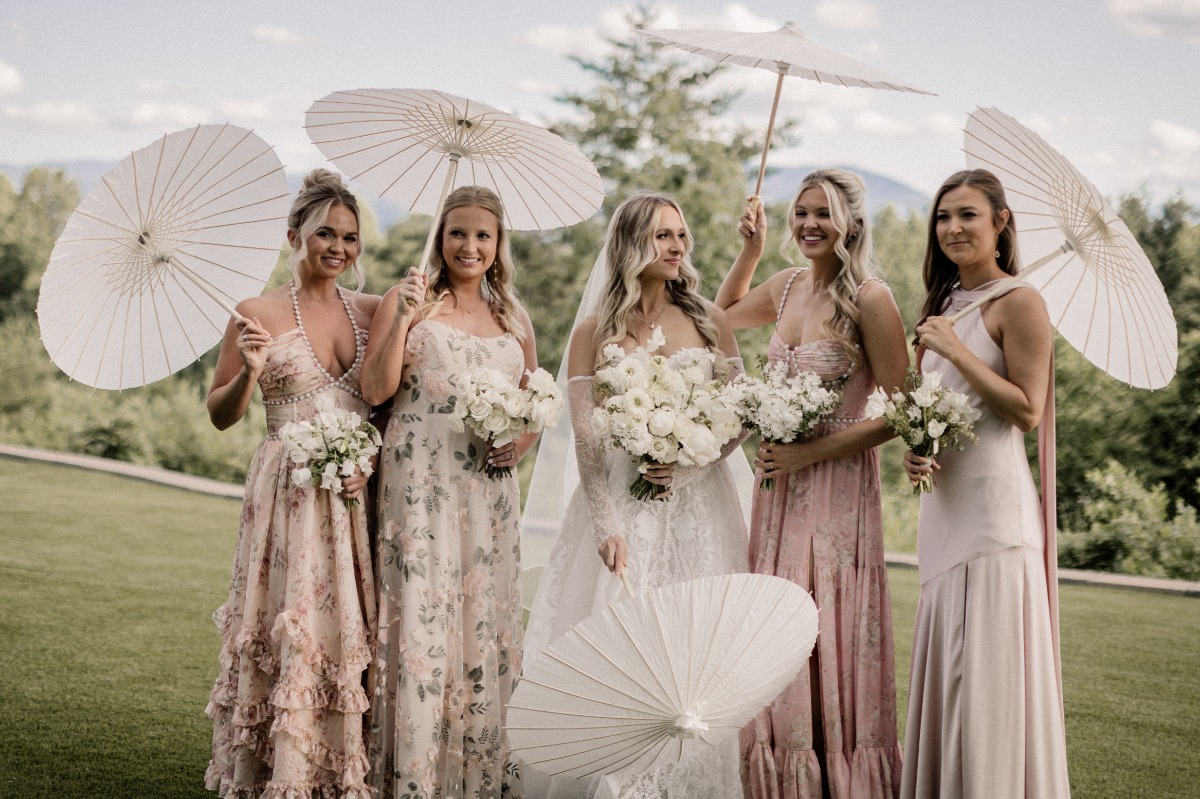 dusty rose floral print bridesmaid dress ideas