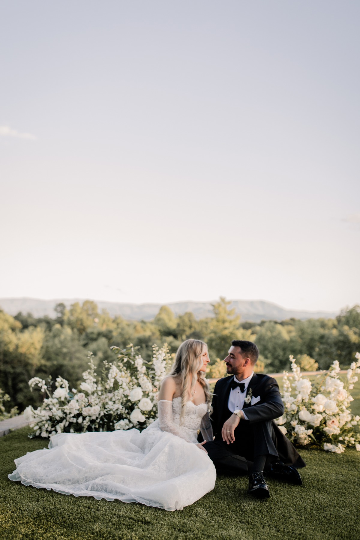 cute couples photo ideas for wedding
