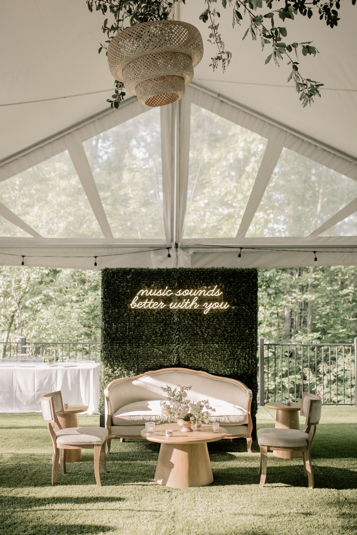 wedding reception lounge inspo