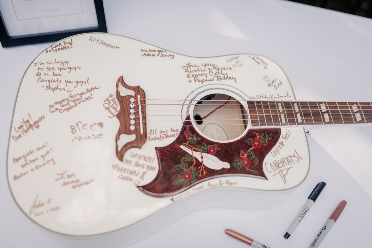 guitar guestbook idea for wedding