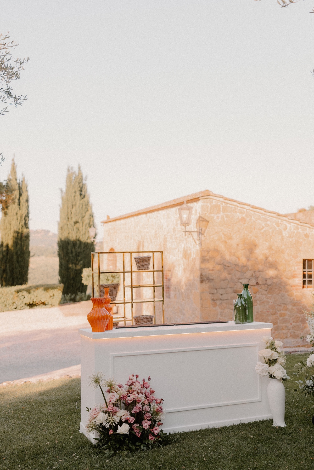 cocktail hour ideas in tuscany