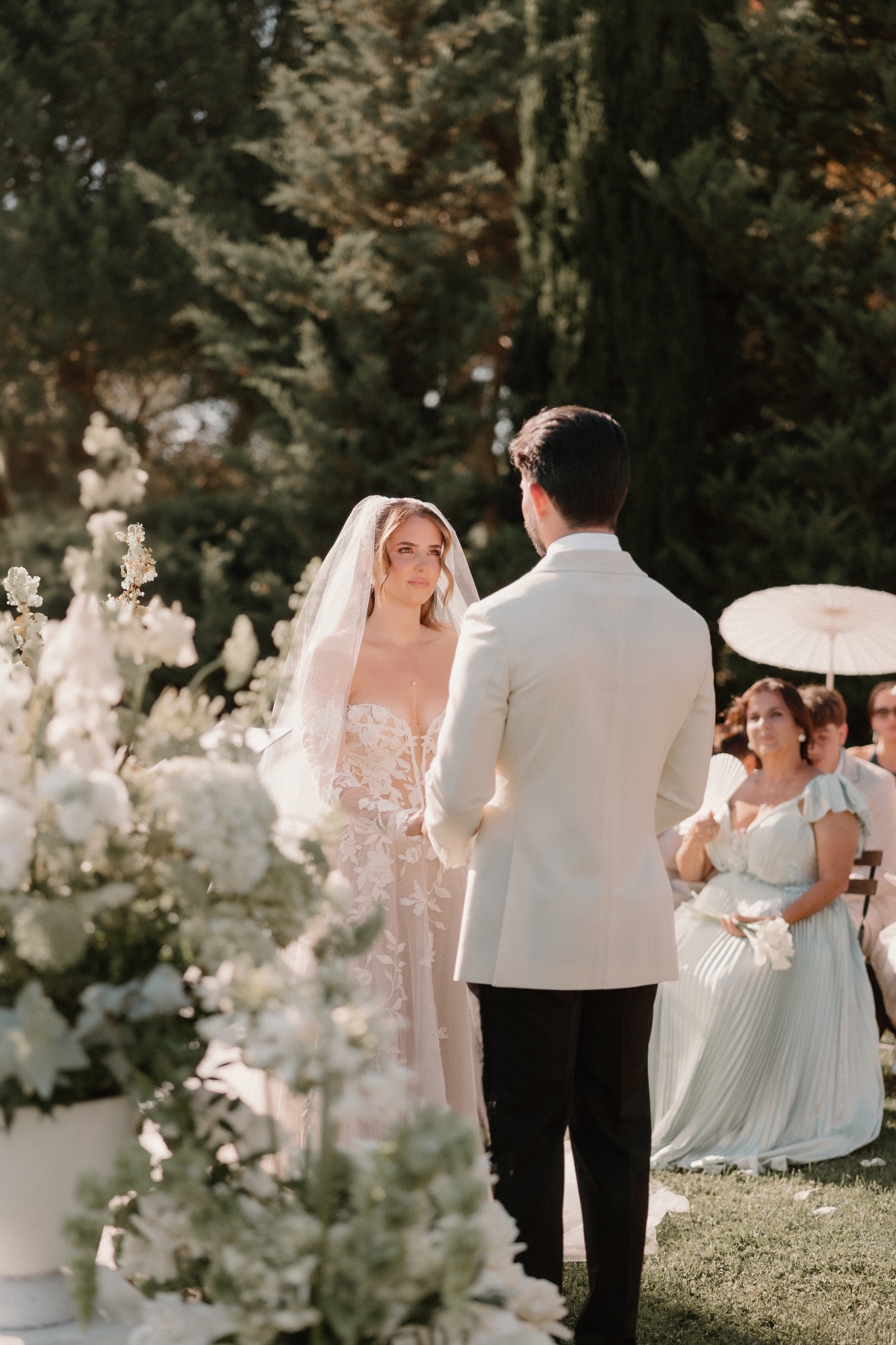 pastel wedding flowers