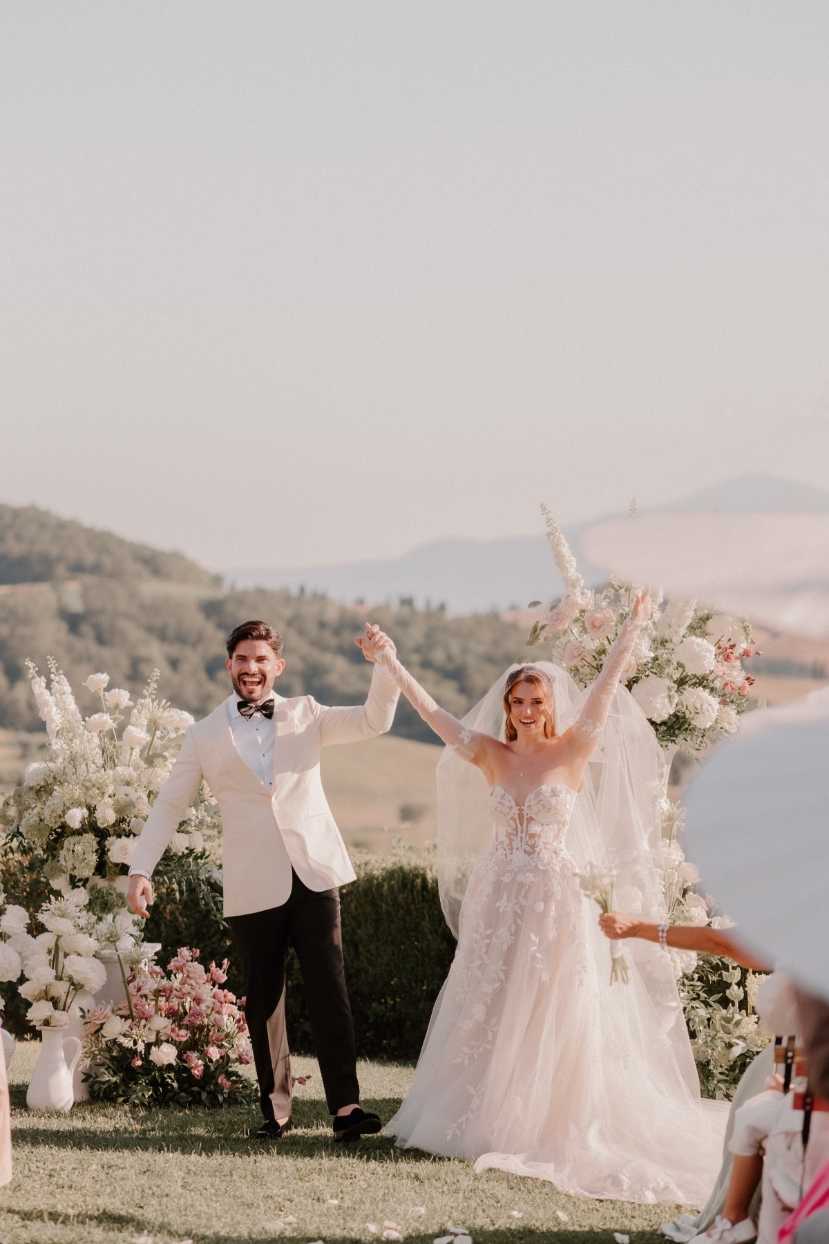 cute wedding ceremony photo ideas