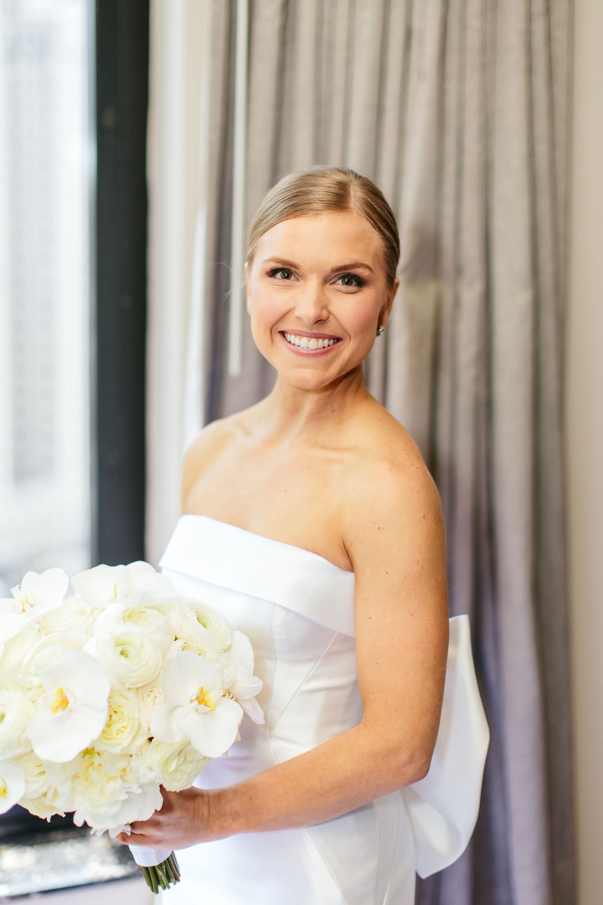 nicodemcreative-mackenziemaxwedding-theadlerplanetariumchicago-187