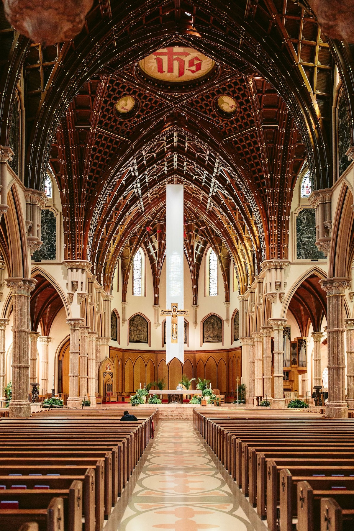 Chicago cathedral wedding
