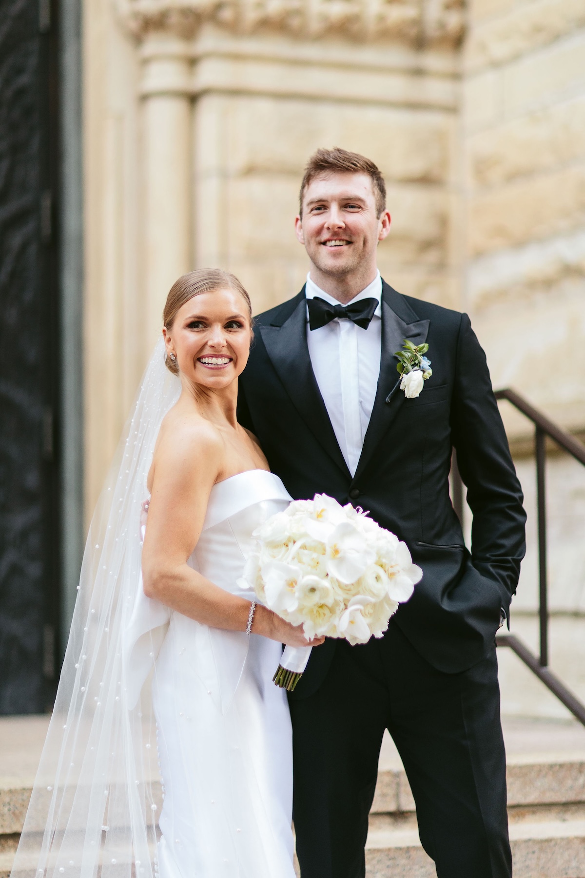 nicodemcreative-mackenziemaxwedding-theadlerplanetariumchicago-533