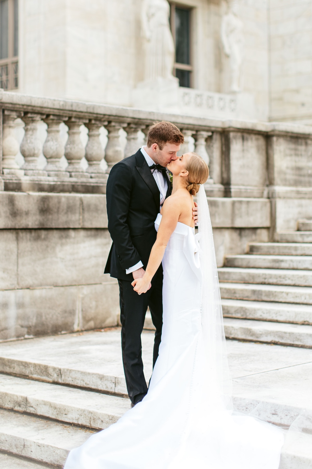 nicodemcreative-mackenziemaxwedding-theadlerplanetariumchicago-678