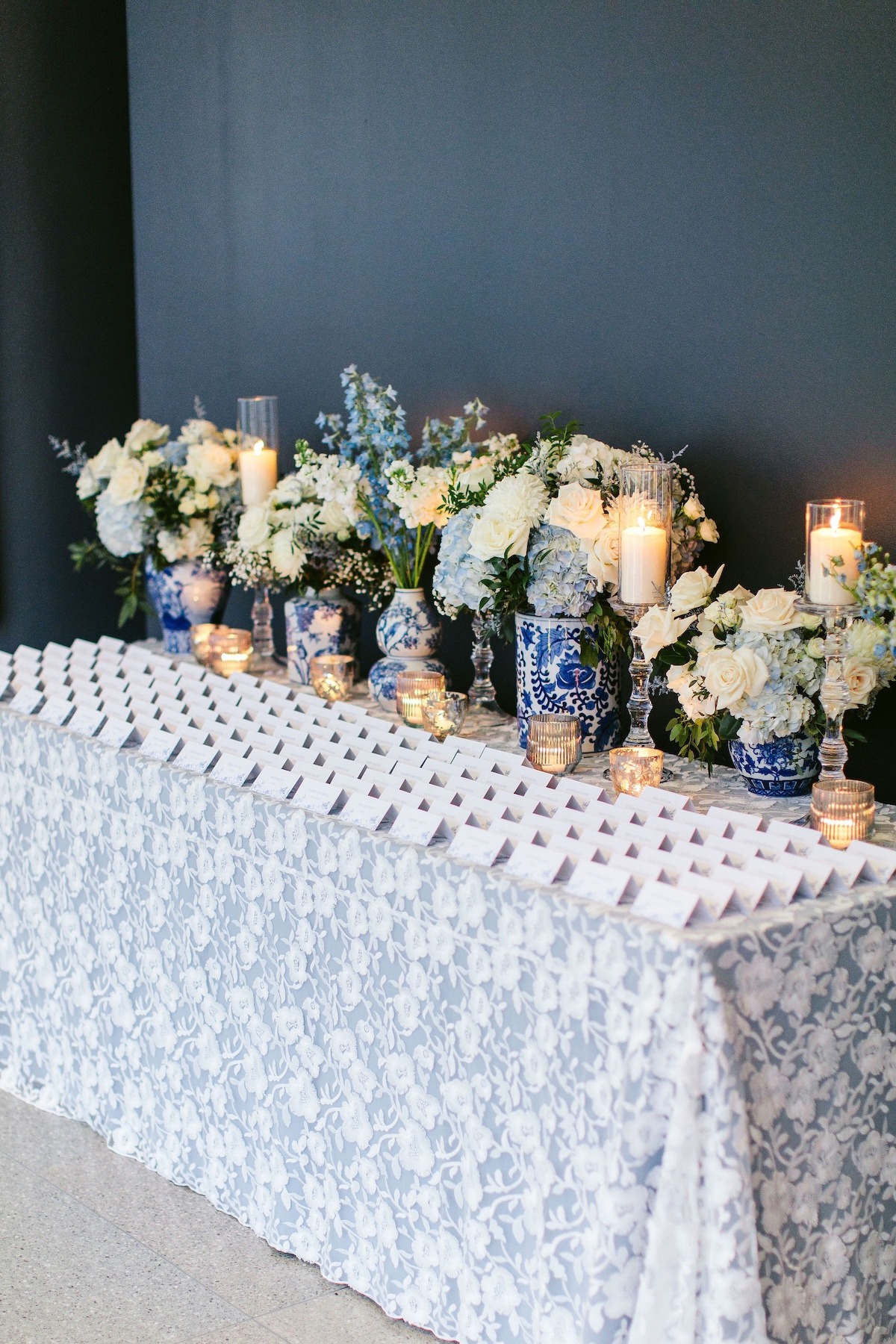 chinoiserie vases