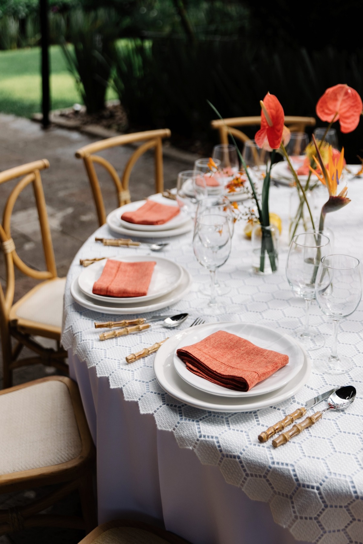 simple tropical wedding decor