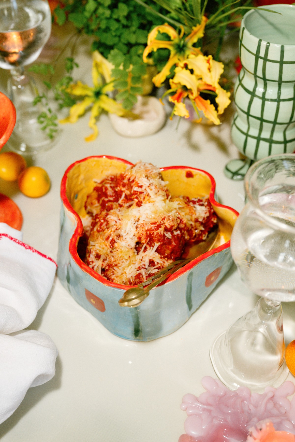 cool ceramics for wedding table