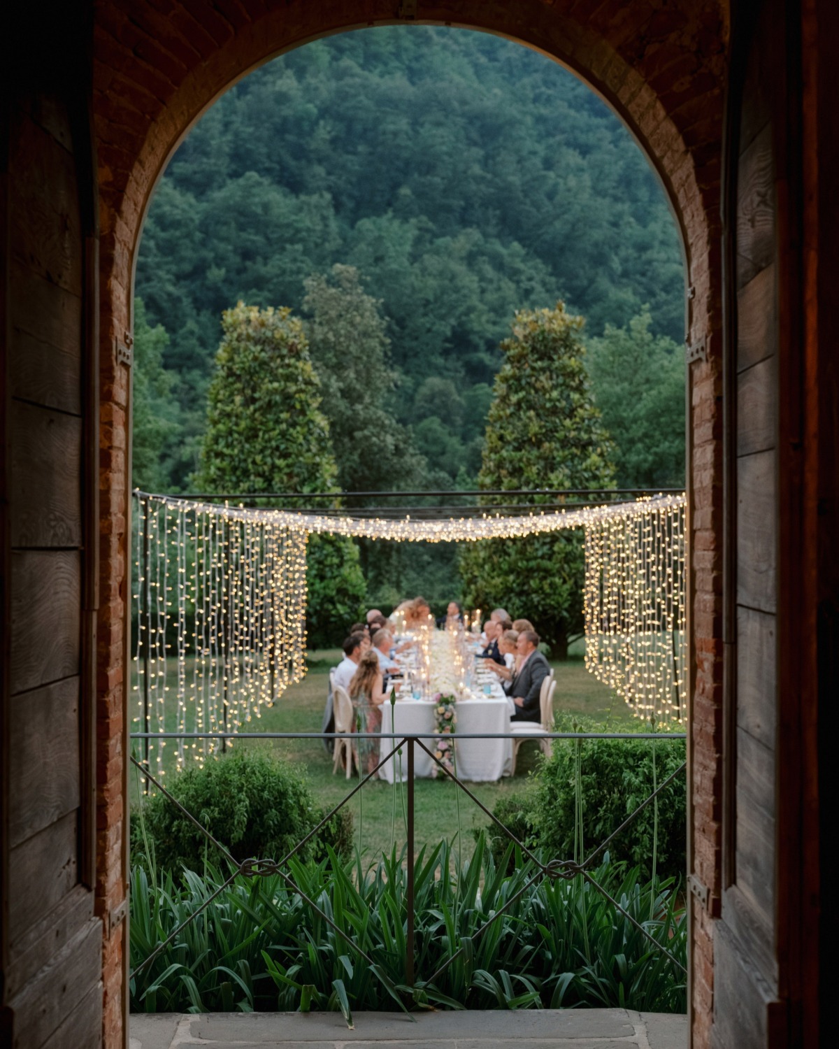 villa-catureglio-wedding-kj-by-julia-kaptelova-photography-153