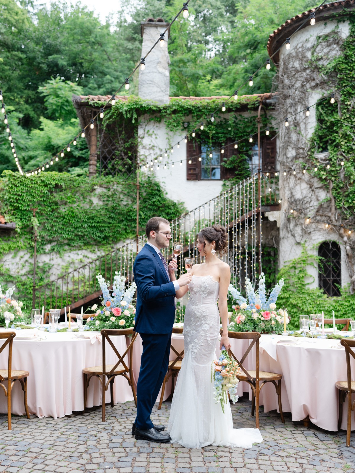 colorful outdoor villa wedding
