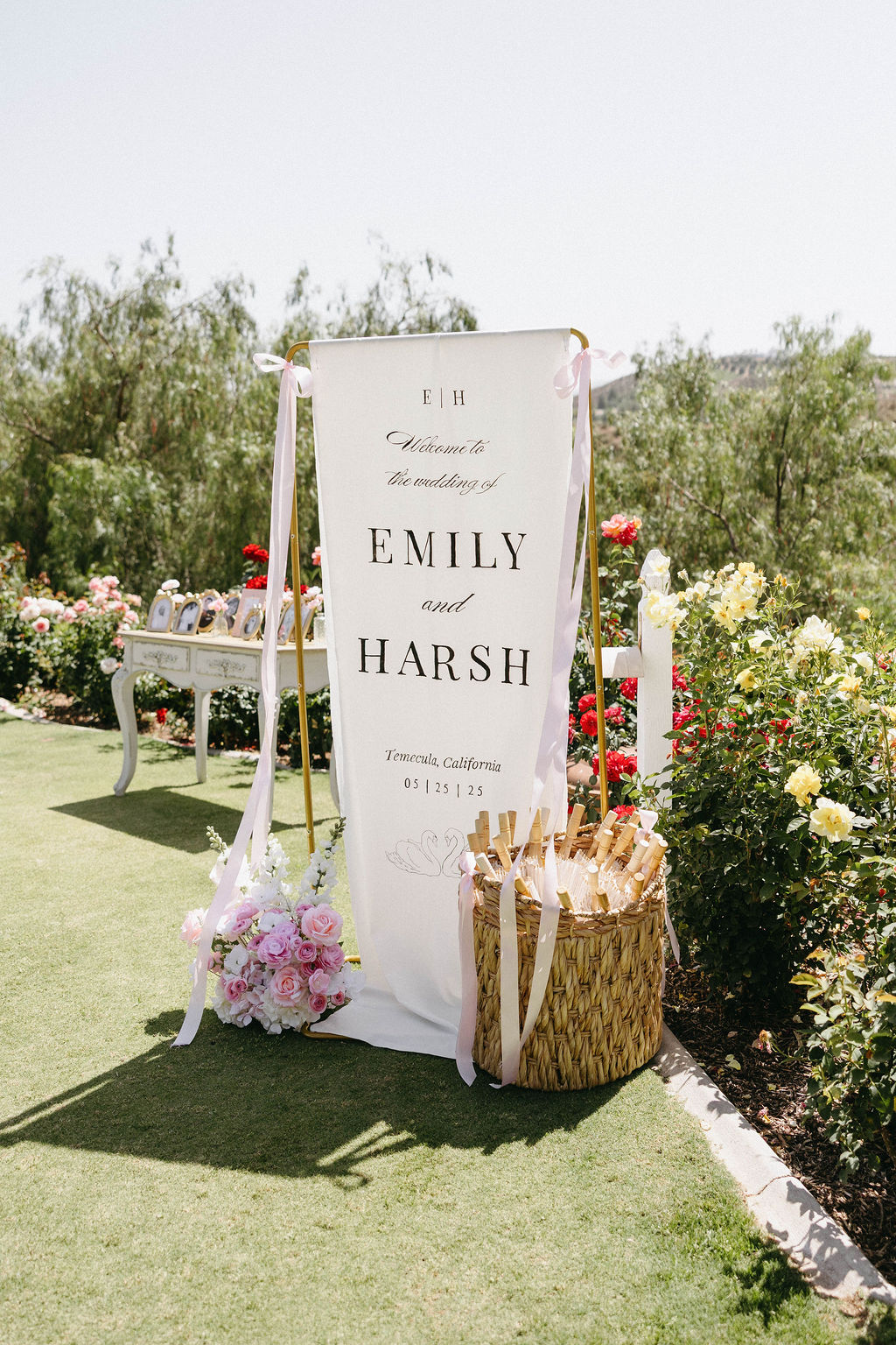 fabric wedding sign ideas