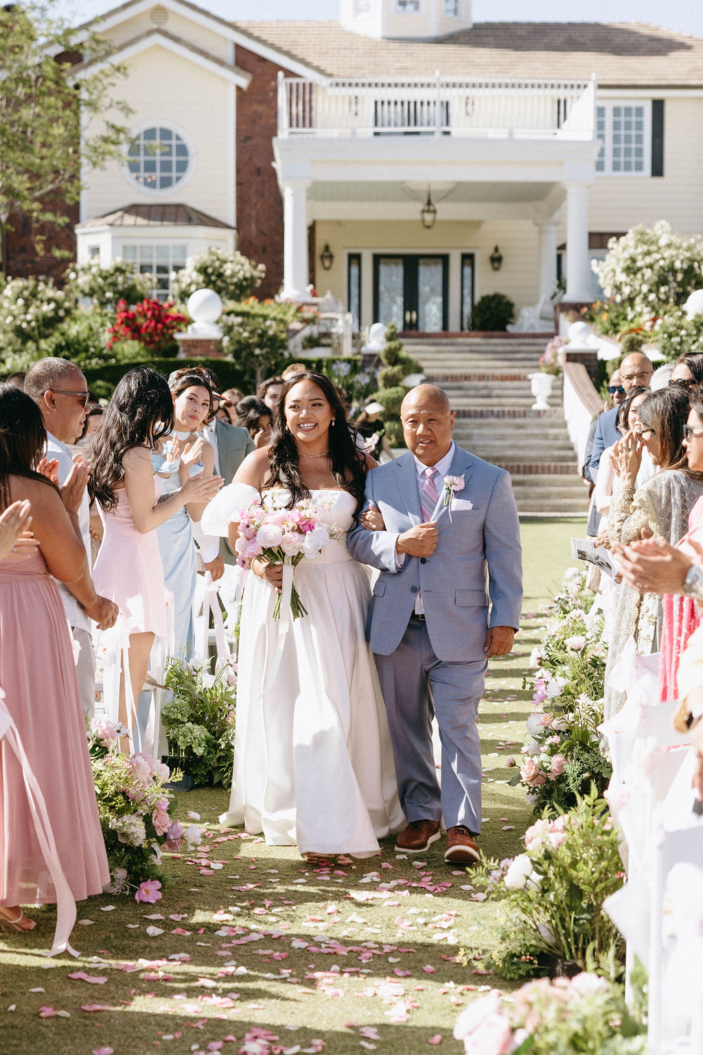 father walking bride down the aisle