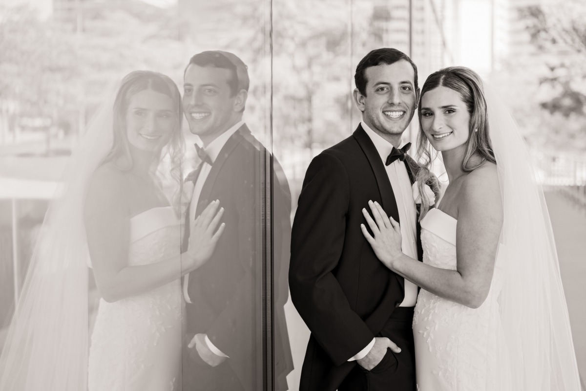 allyshanoellephotography-2025-maddiebrandon-wedding-194bw