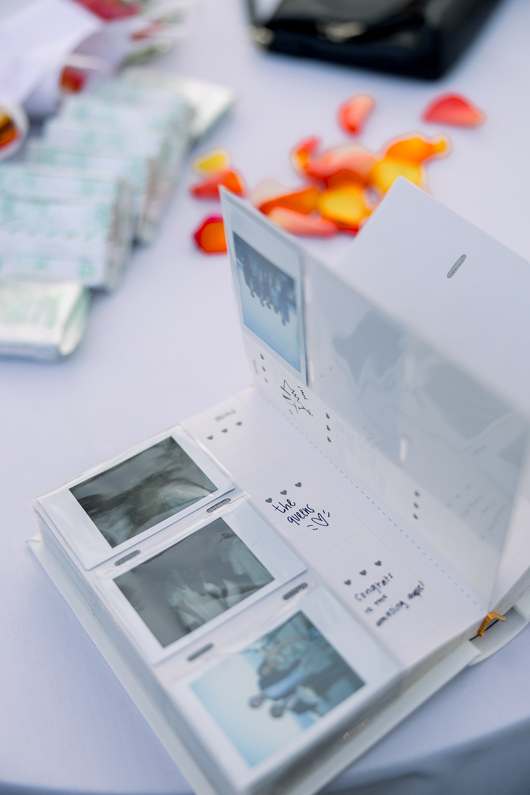 how to do a photo guest book for your wedding