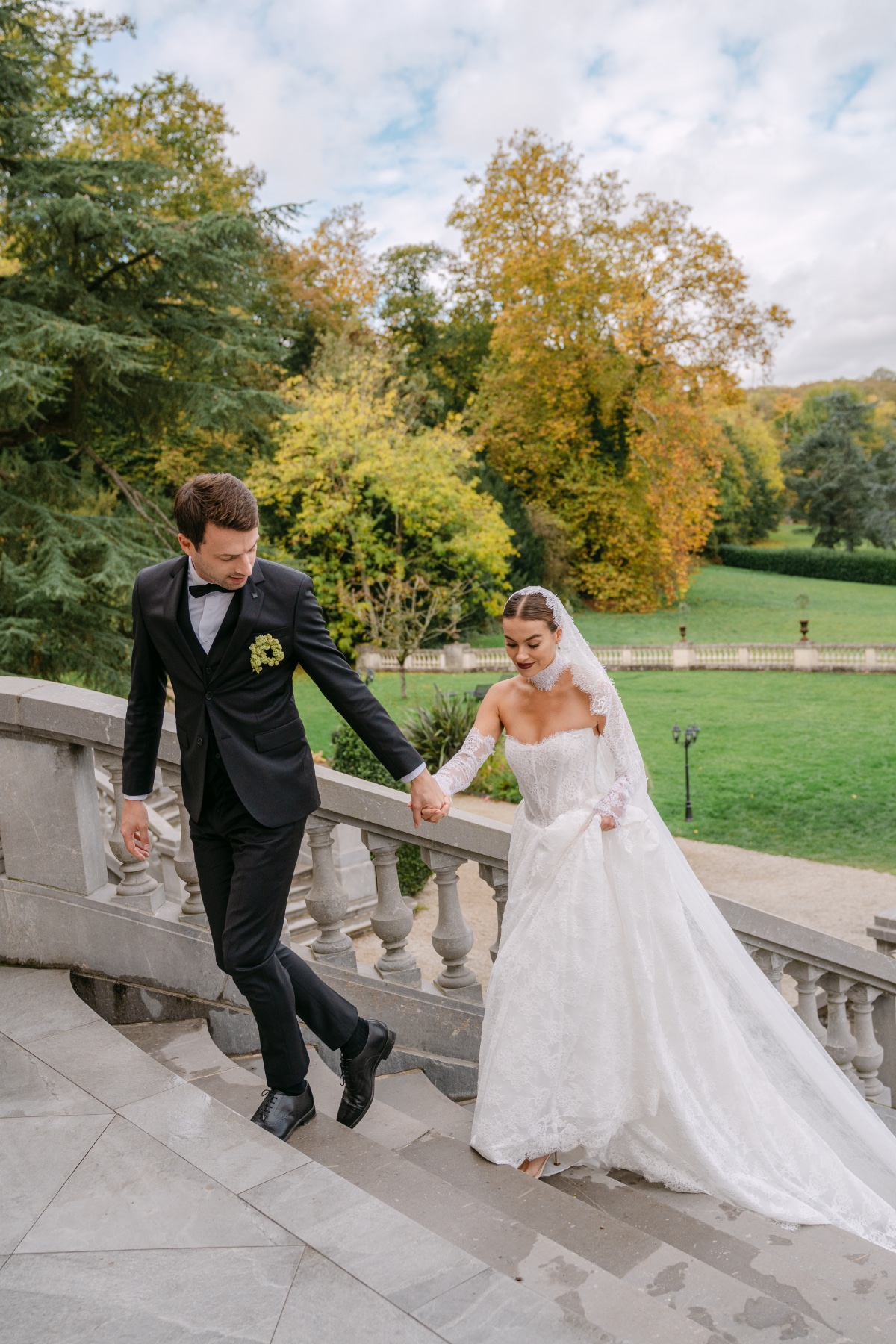 lace wedding dress