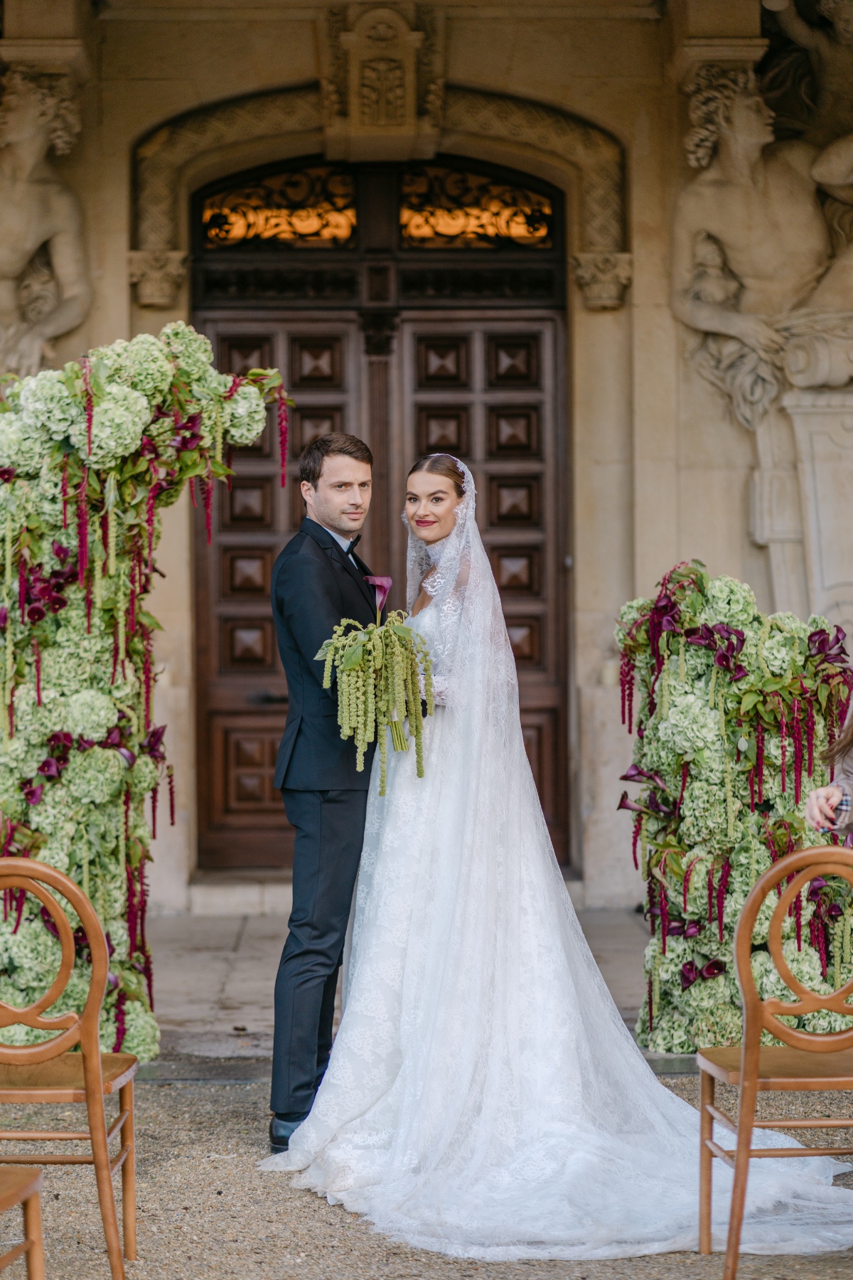 burgundy and green wedding inspiration