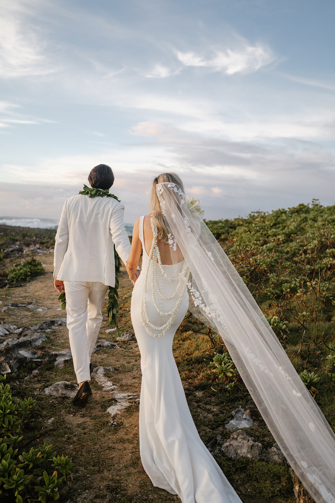 hawaiian wedding photo ideas