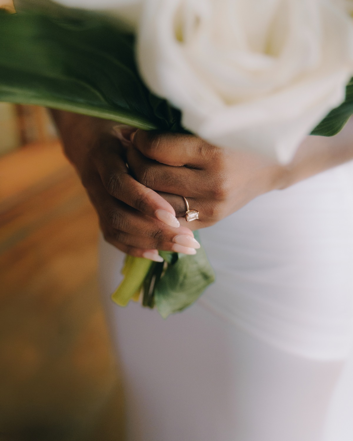 bridal bouquet portrait ideas