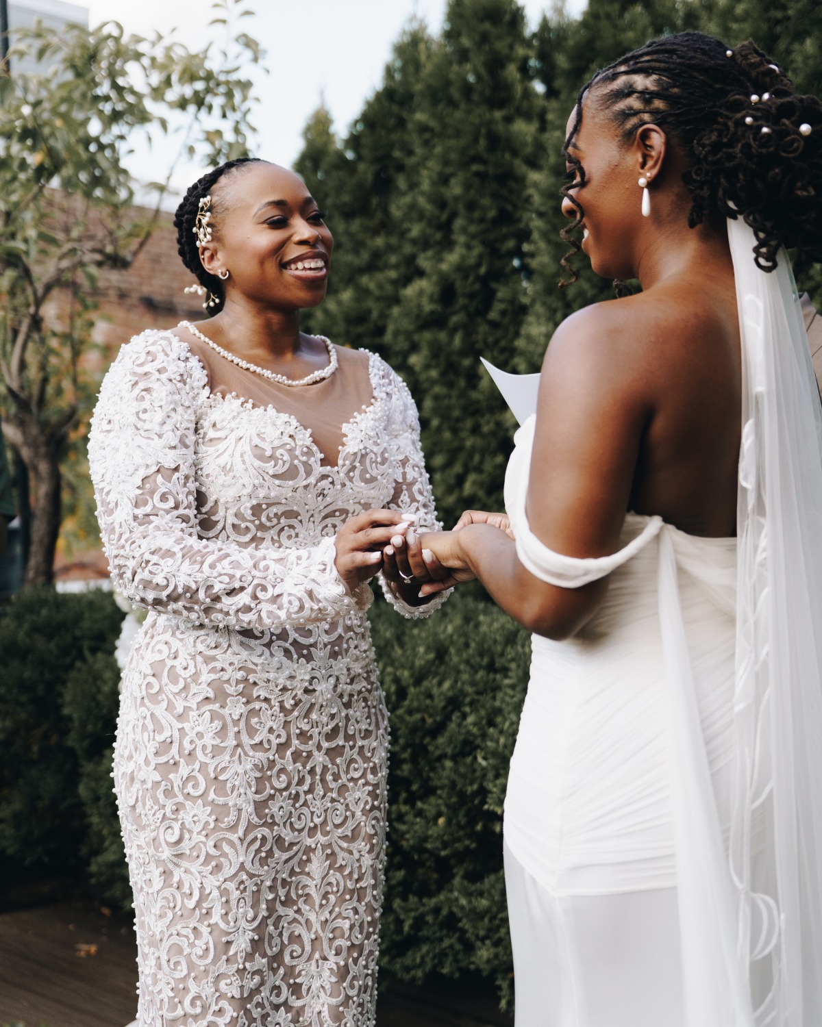 minimalist garden wedding ceremony in dc
