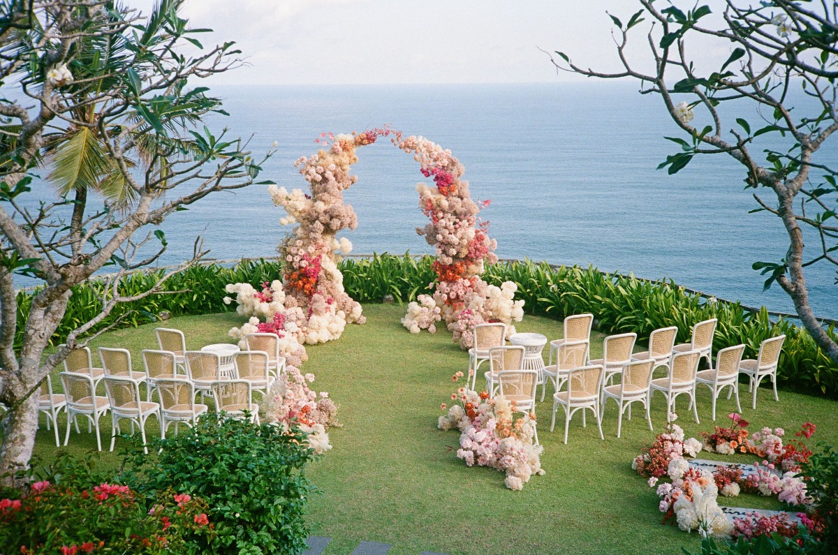serpentine floral wedding aisle