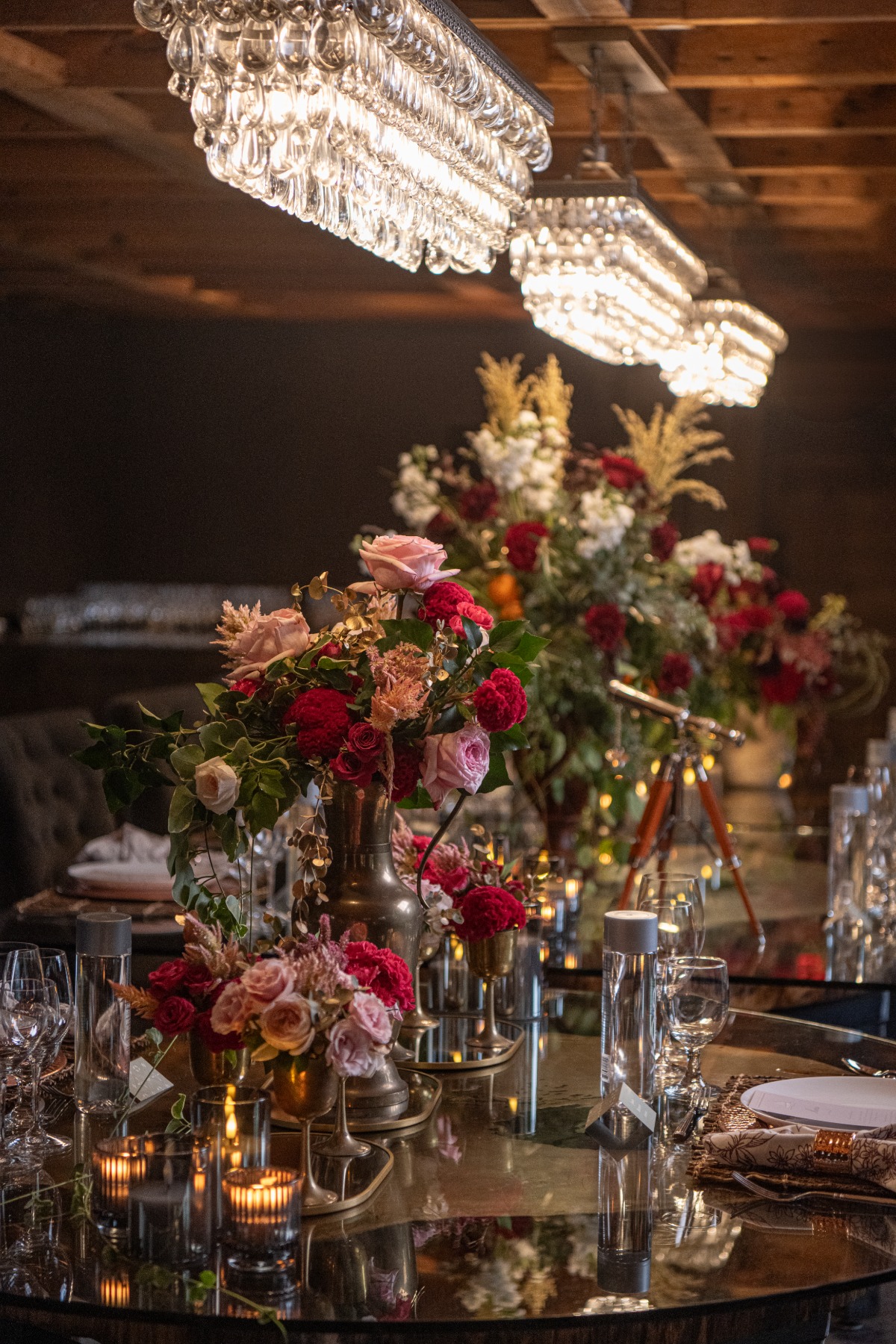 red and pink rehearsal dinner decor
