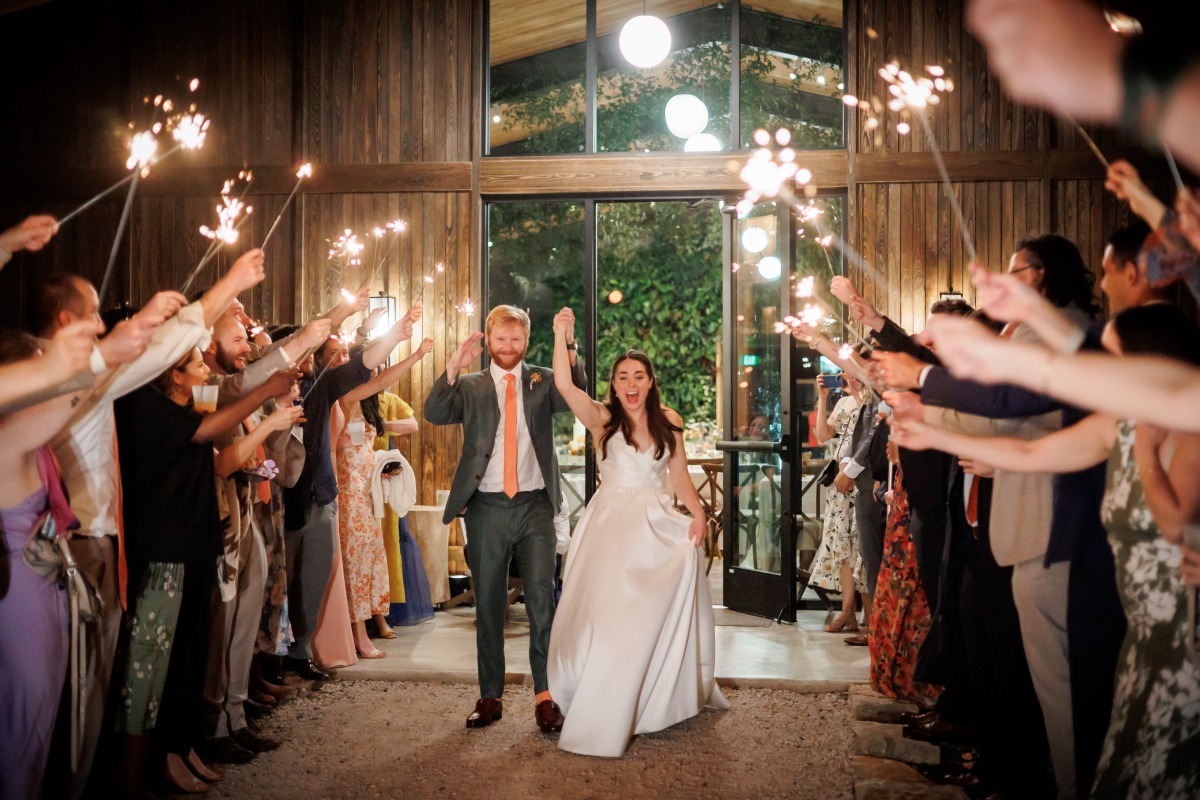 sparkler exit for wedding