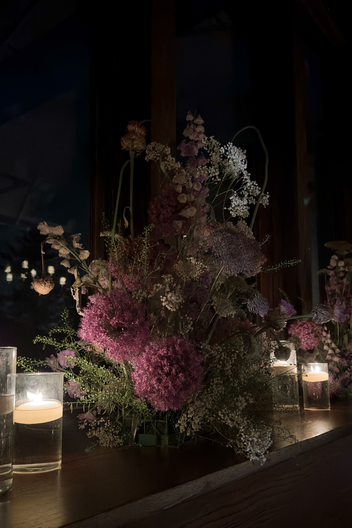 whimsical wedding flowers