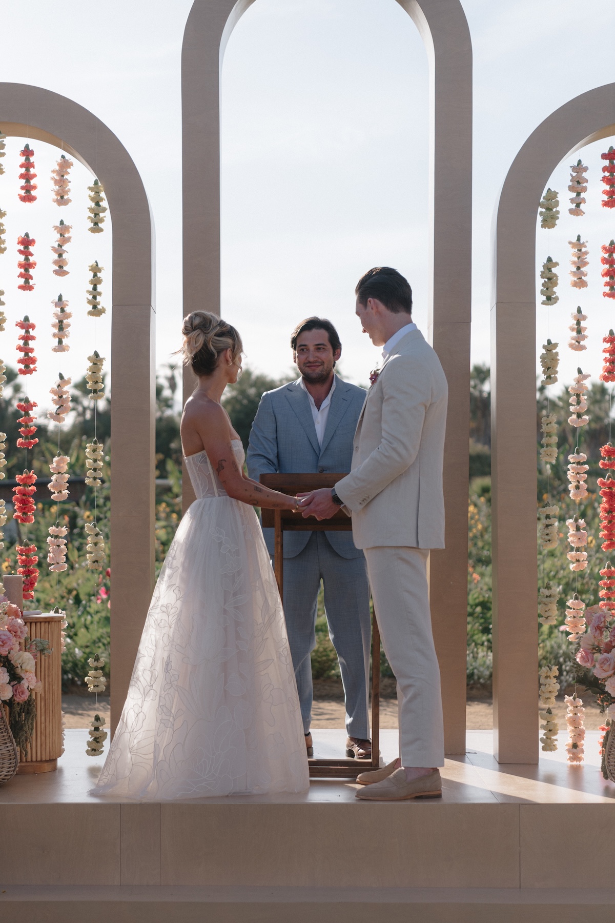 modern minimalist wedding in los cabos