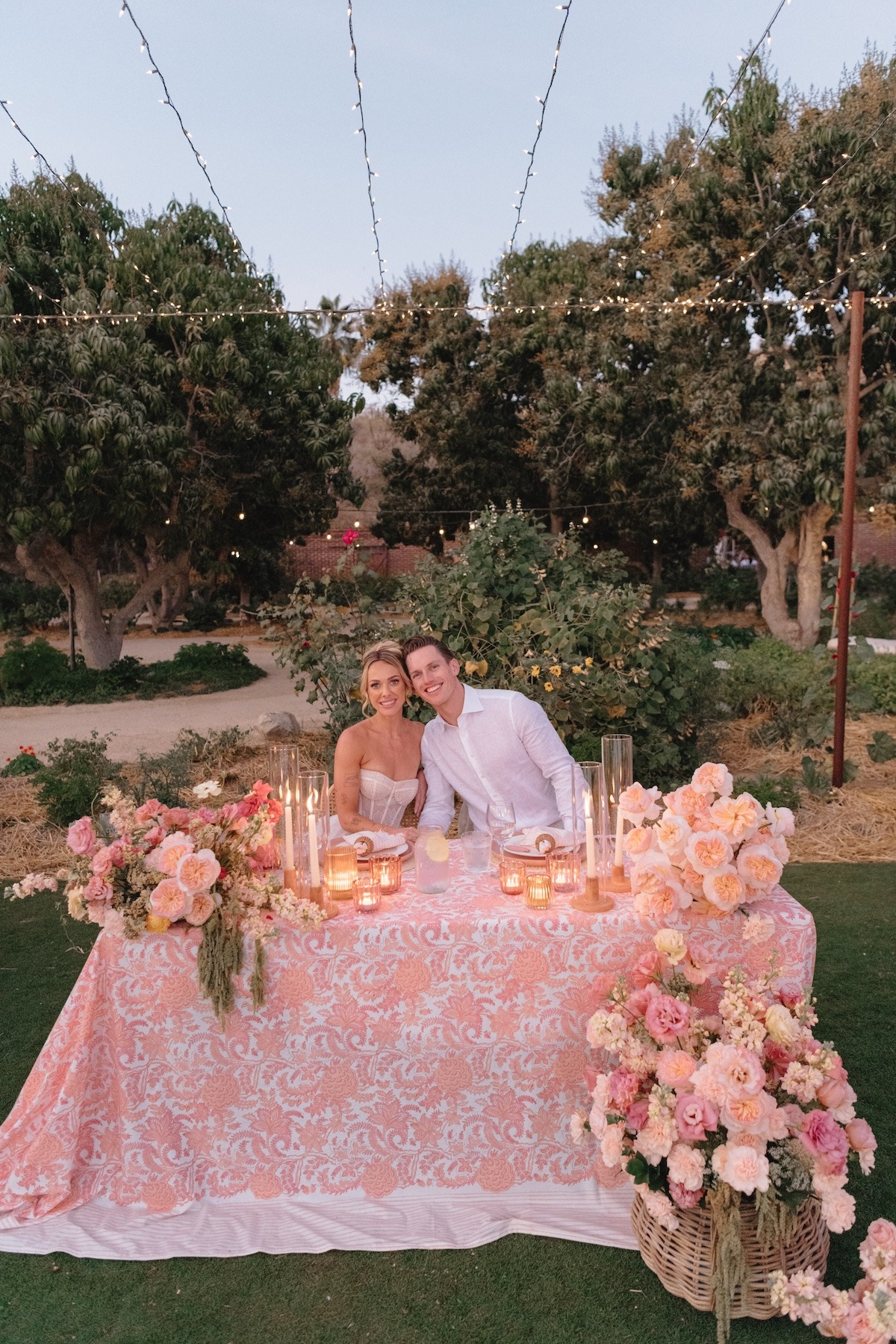 sweetheart table ideas for wedding