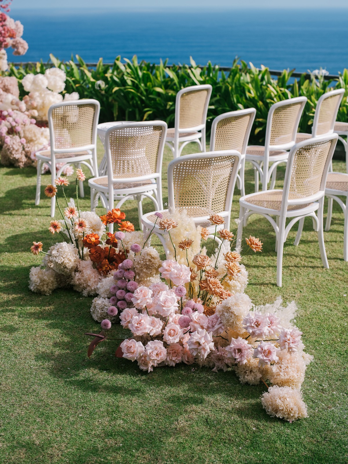 serpentine wedding aisle