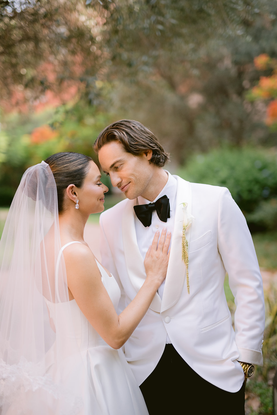 timeless black tie wedding fashion