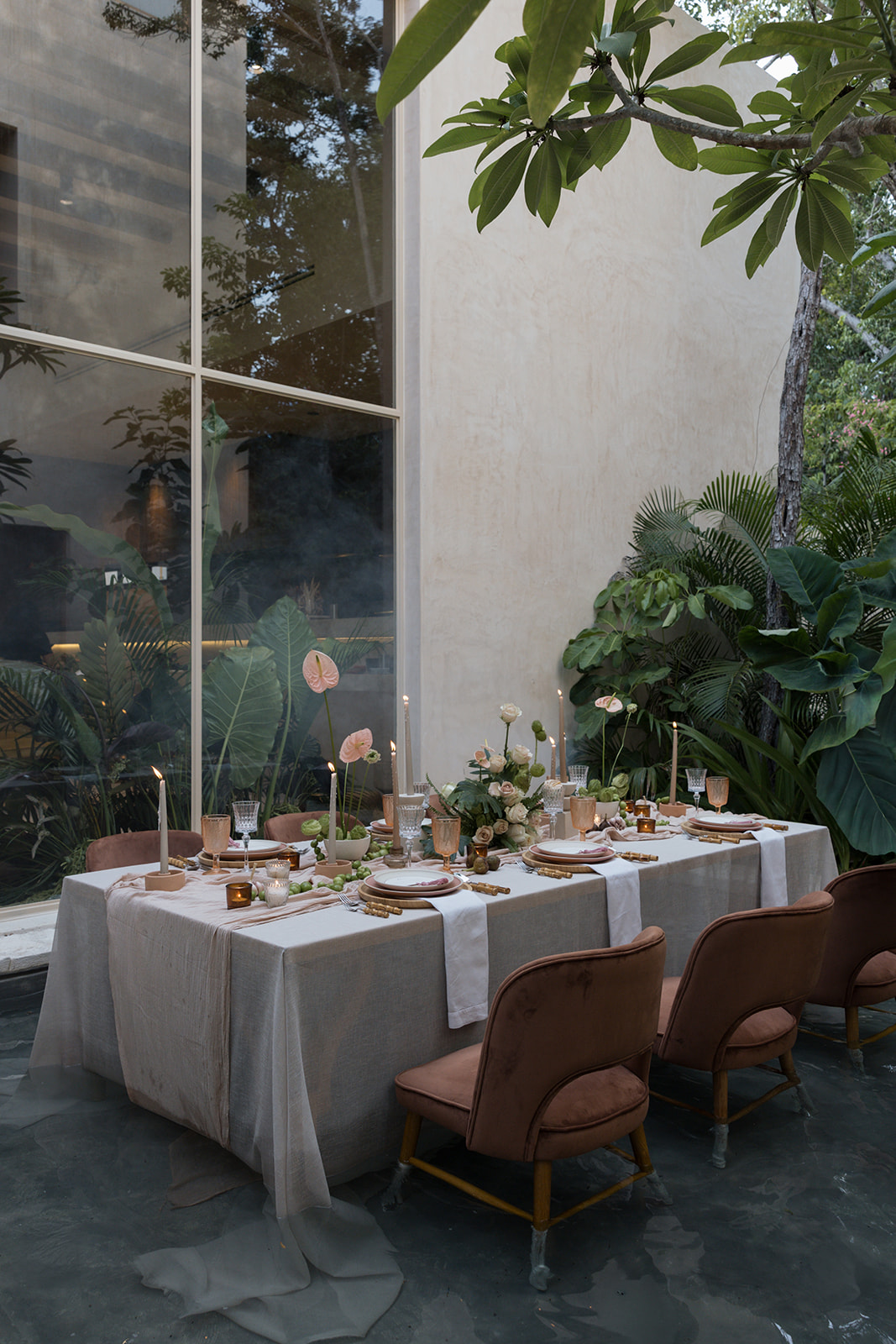 modern tropical wedding inspo