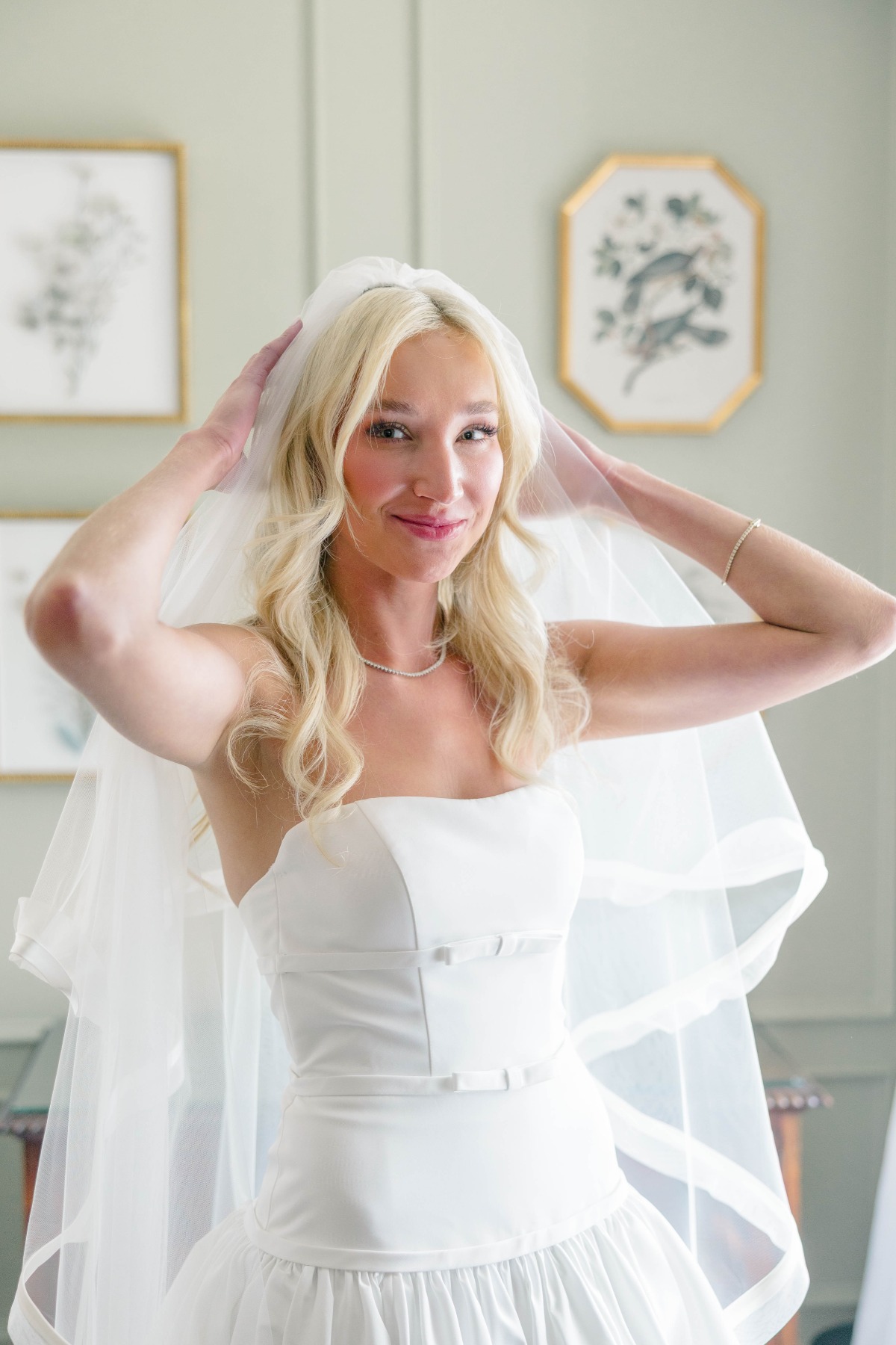 veil photo ideas with bride