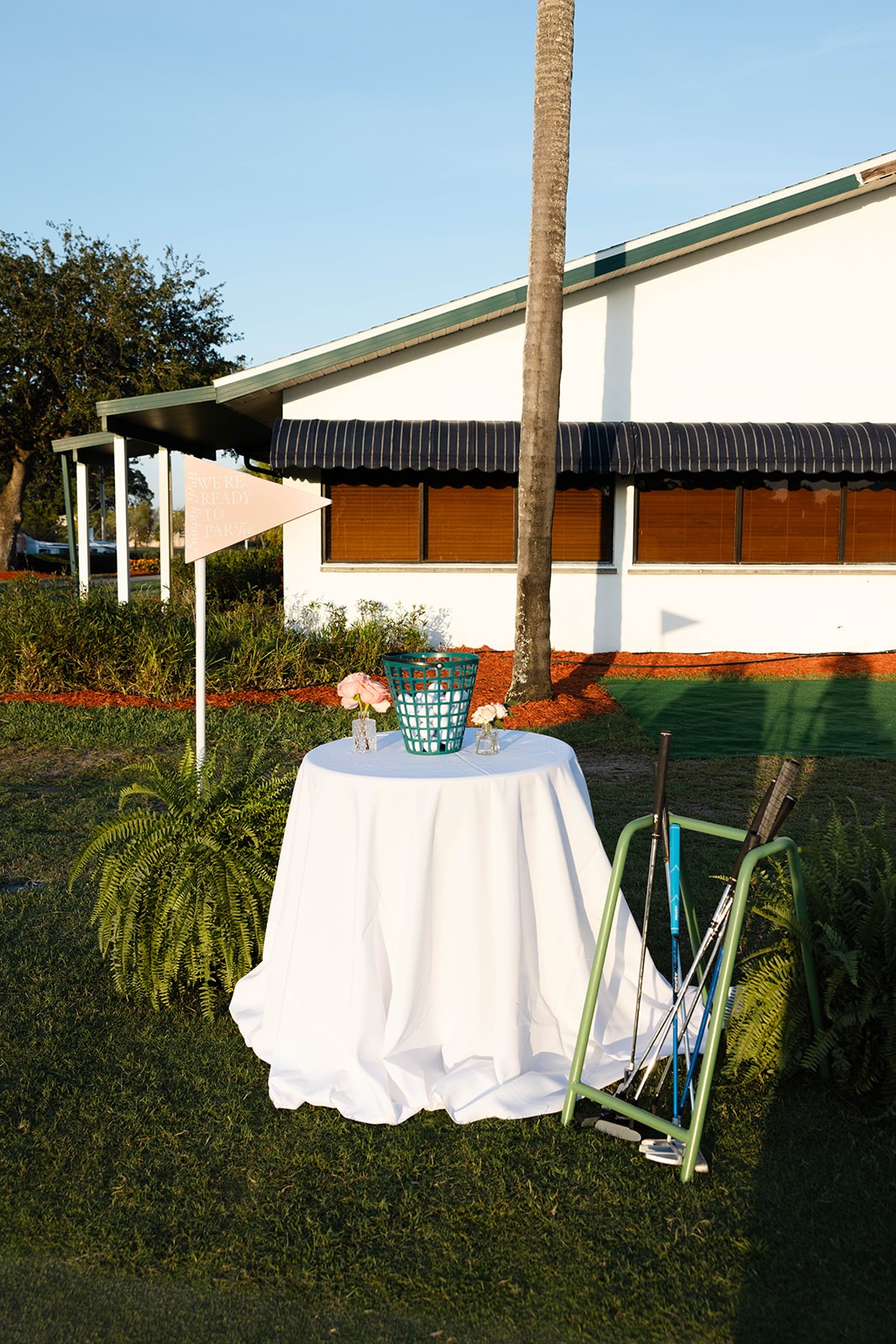 mini golf for cocktail hour