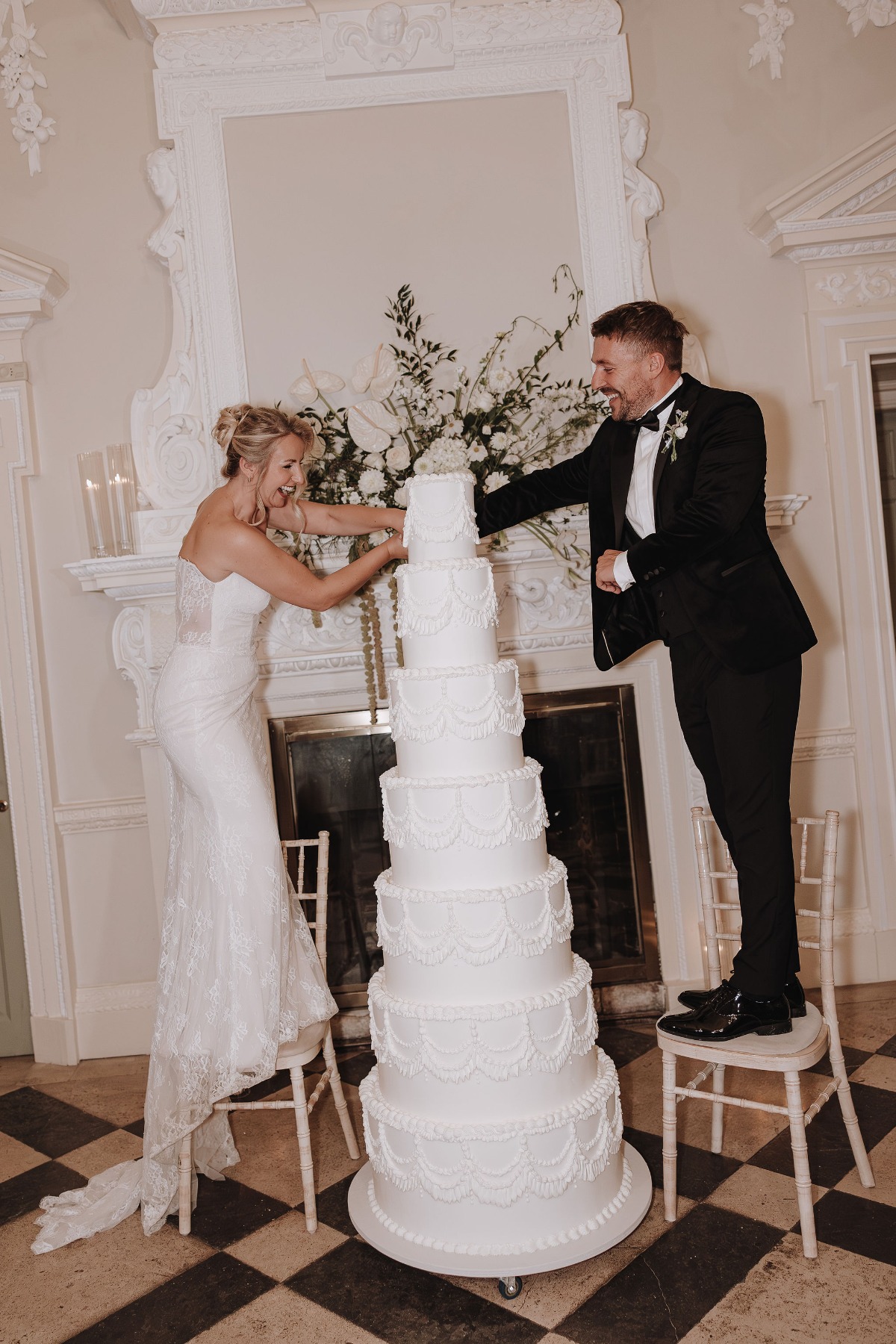 giant wedding cake