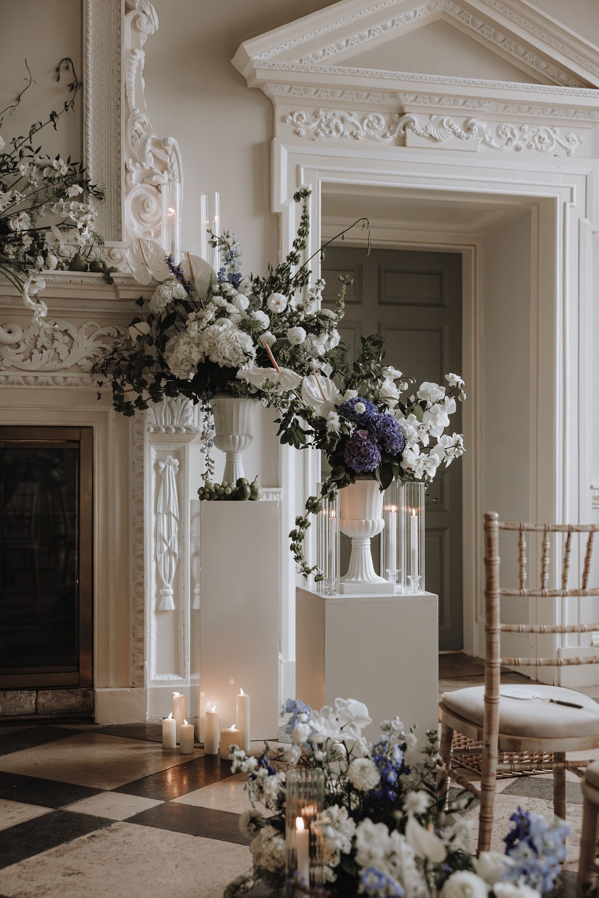 white and blue wedding flowers