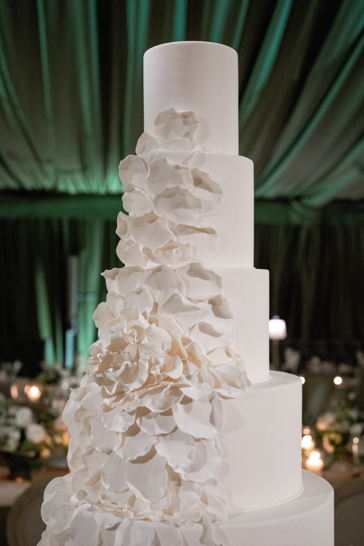 extra tall wedding cake ideas
