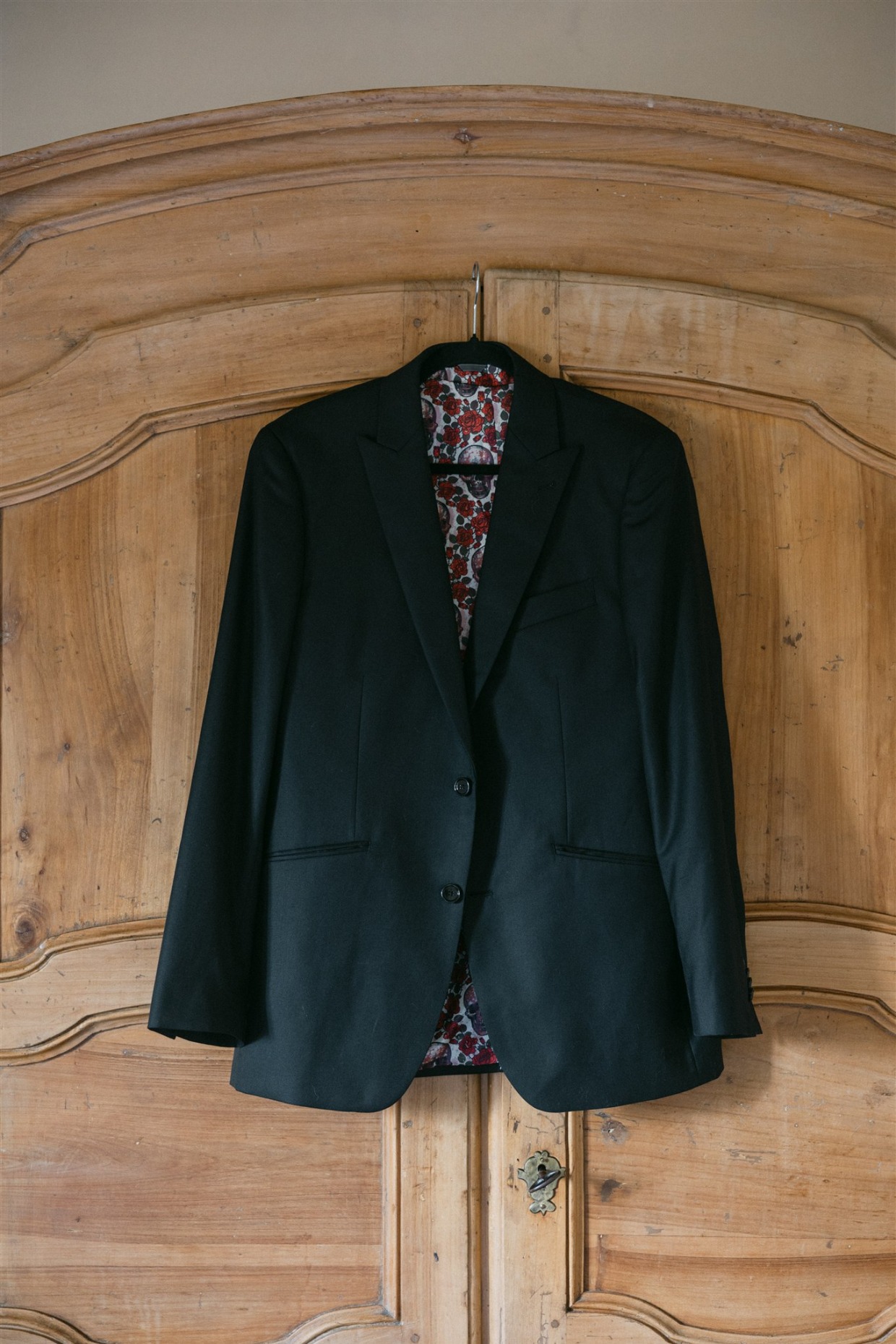 black jacket for groom galia lahav